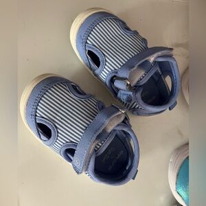 Stride Rite X Ruffle Butts Size 5 Toddler, worn 1 time